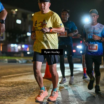 Runner Photo 4336609