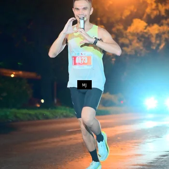 Runner Photo 4336621