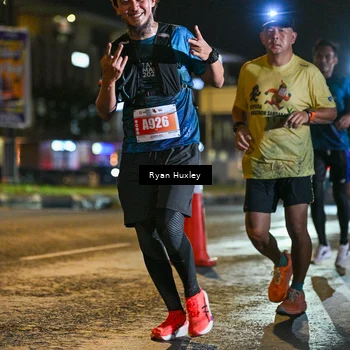 Runner Photo 4336624