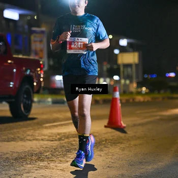 Runner Photo 4336625