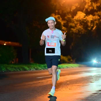 Runner Photo 4336637