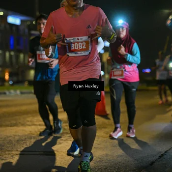 Runner Photo 4336643