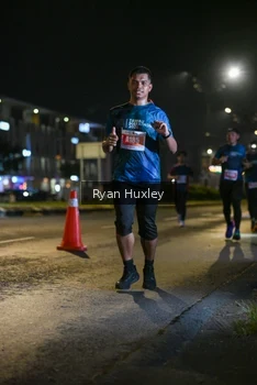 Runner Photo 4336661