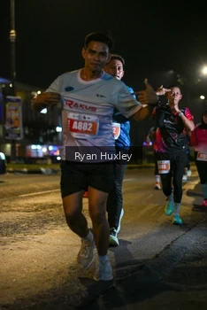 Runner Photo 4336675