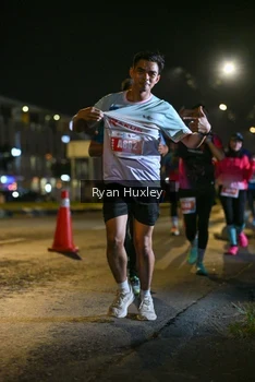 Runner Photo 4336676