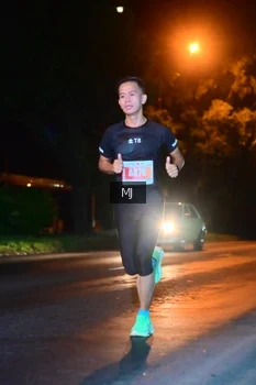 Runner Photo 4336692