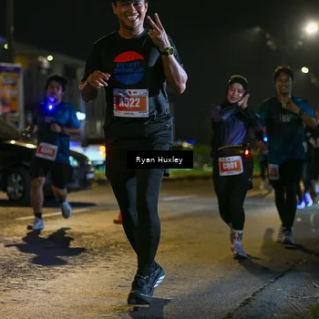 Runner Photo 4336697