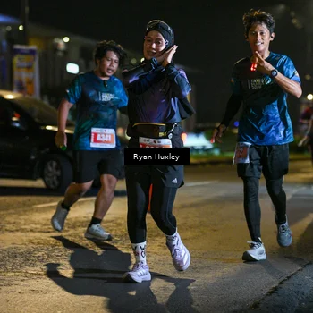 Runner Photo 4336705