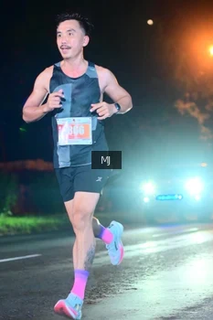 Runner Photo 4336713