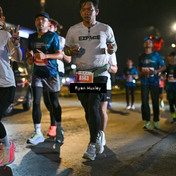 Runner Photo 4336736
