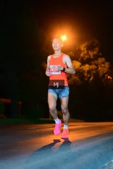 Runner Photo 4336744