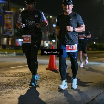 Runner Photo 4336762