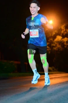 Runner Photo 4336763