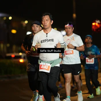 Runner Photo 4336767