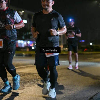 Runner Photo 4336773