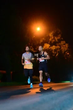 Runner Photo 4336798