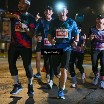 Runner Photo 4336815