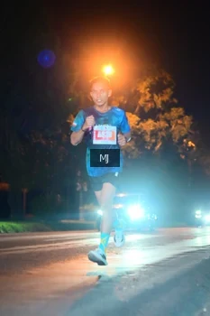 Runner Photo 4336827