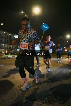 Runner Photo 4336840