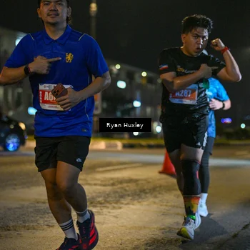 Runner Photo 4336872
