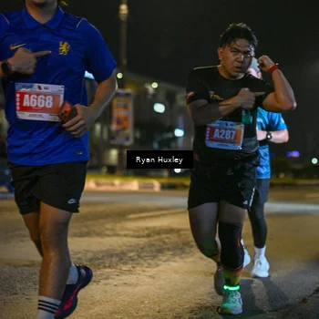 Runner Photo 4336875