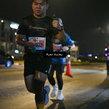 Runner Photo 4336877