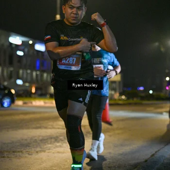 Runner Photo 4336878