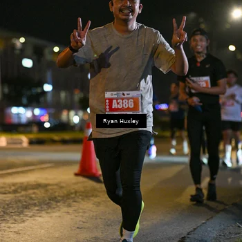 Runner Photo 4336941