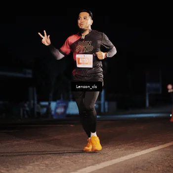 Runner Photo 4336993