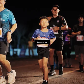 Runner Photo 4337025