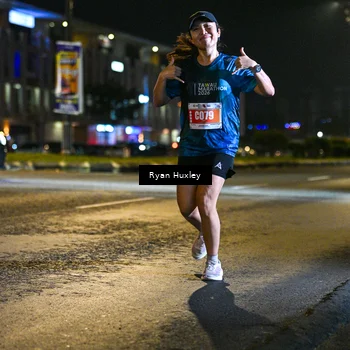Runner Photo 4337040