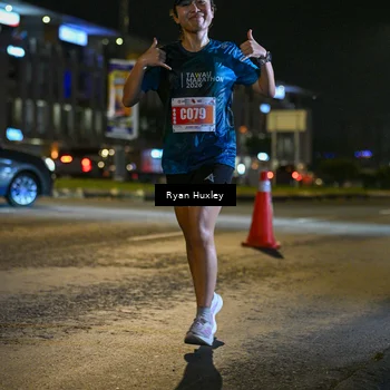 Runner Photo 4337046