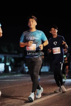 Runner Photo 4337062