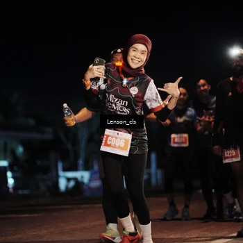 Runner Photo 4337065