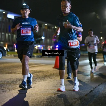 Runner Photo 4337087