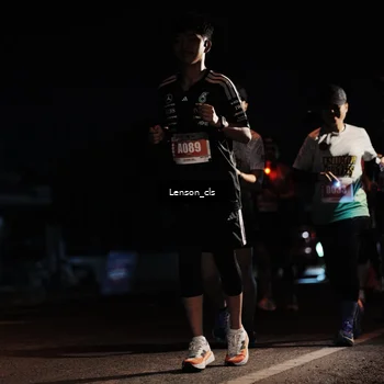 Runner Photo 4337109