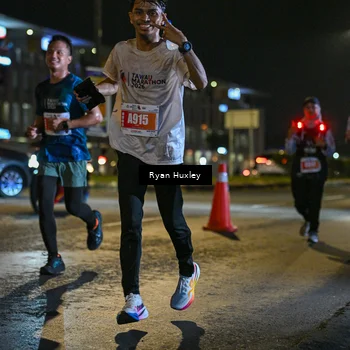 Runner Photo 4337115