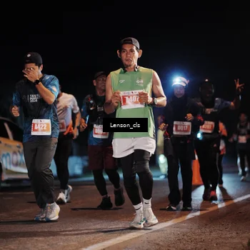 Runner Photo 4337123