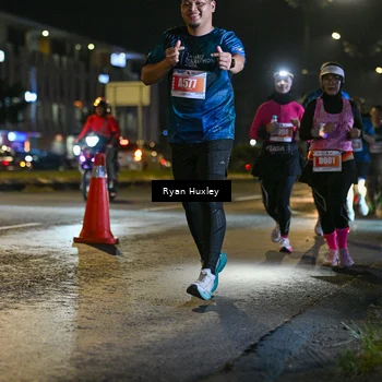 Runner Photo 4337135
