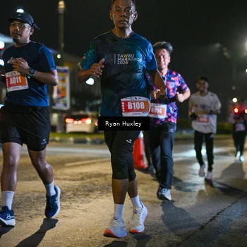 Runner Photo 4337172