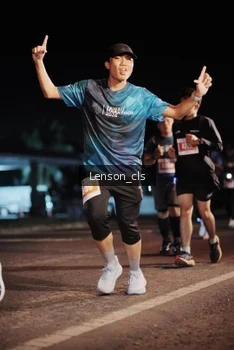 Runner Photo 4337206