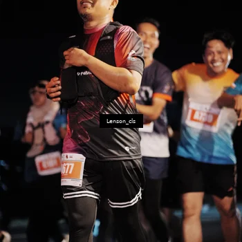 Runner Photo 4337249