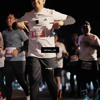 Runner Photo 4337276