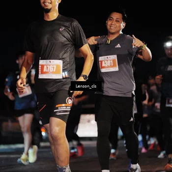 Runner Photo 4337278