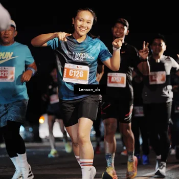 Runner Photo 4337279