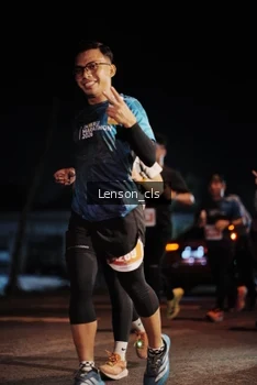 Runner Photo 4337352