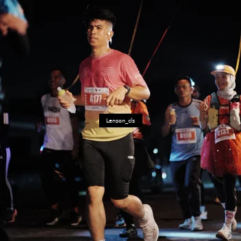 Runner Photo 4337379