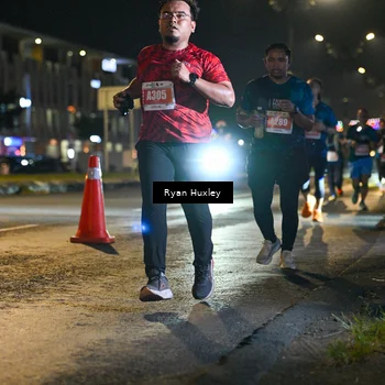 Runner Photo 4337388