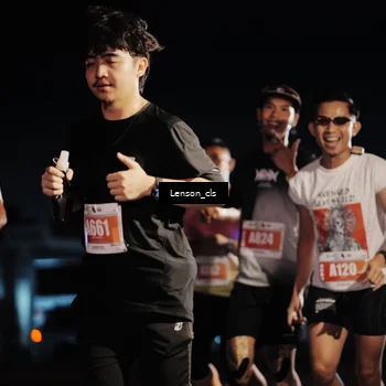 Runner Photo 4337392
