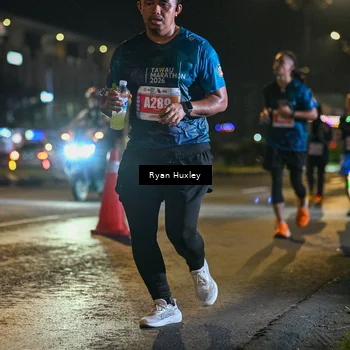 Runner Photo 4337405